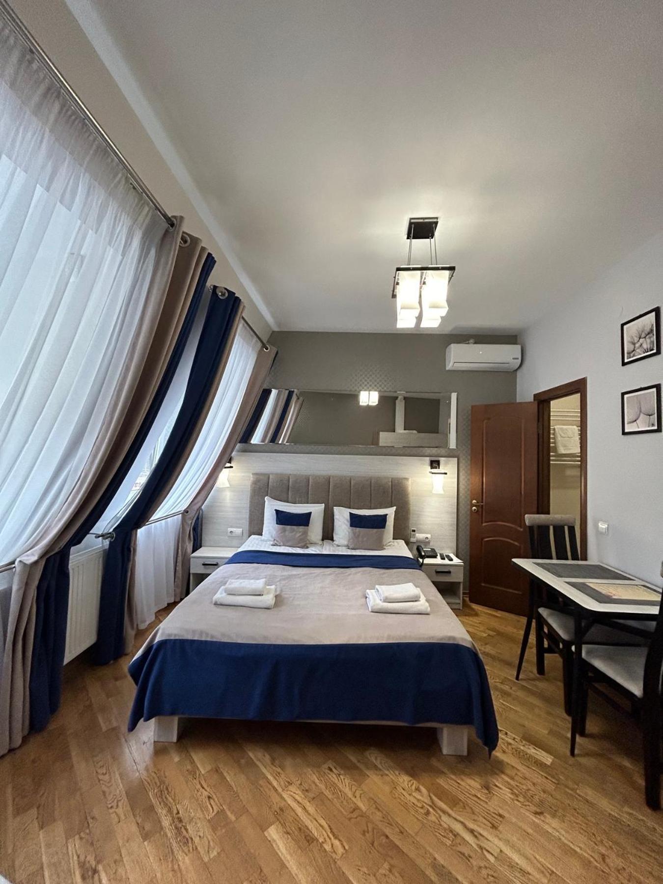 Antares Apart Hotel Lvov Exteriér fotografie