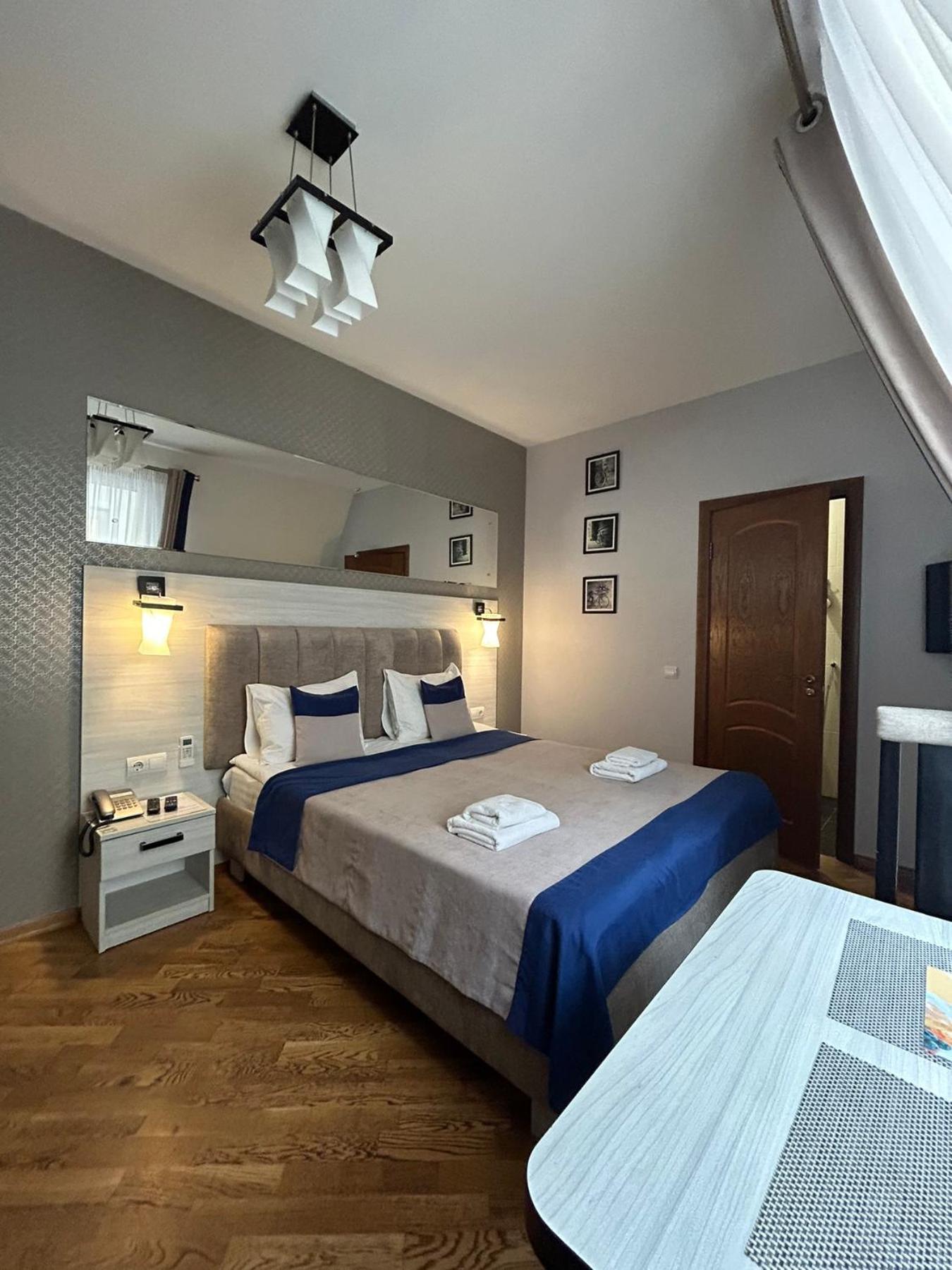 Antares Apart Hotel Lvov Exteriér fotografie